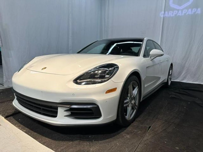 2018 Porsche Panamera 4