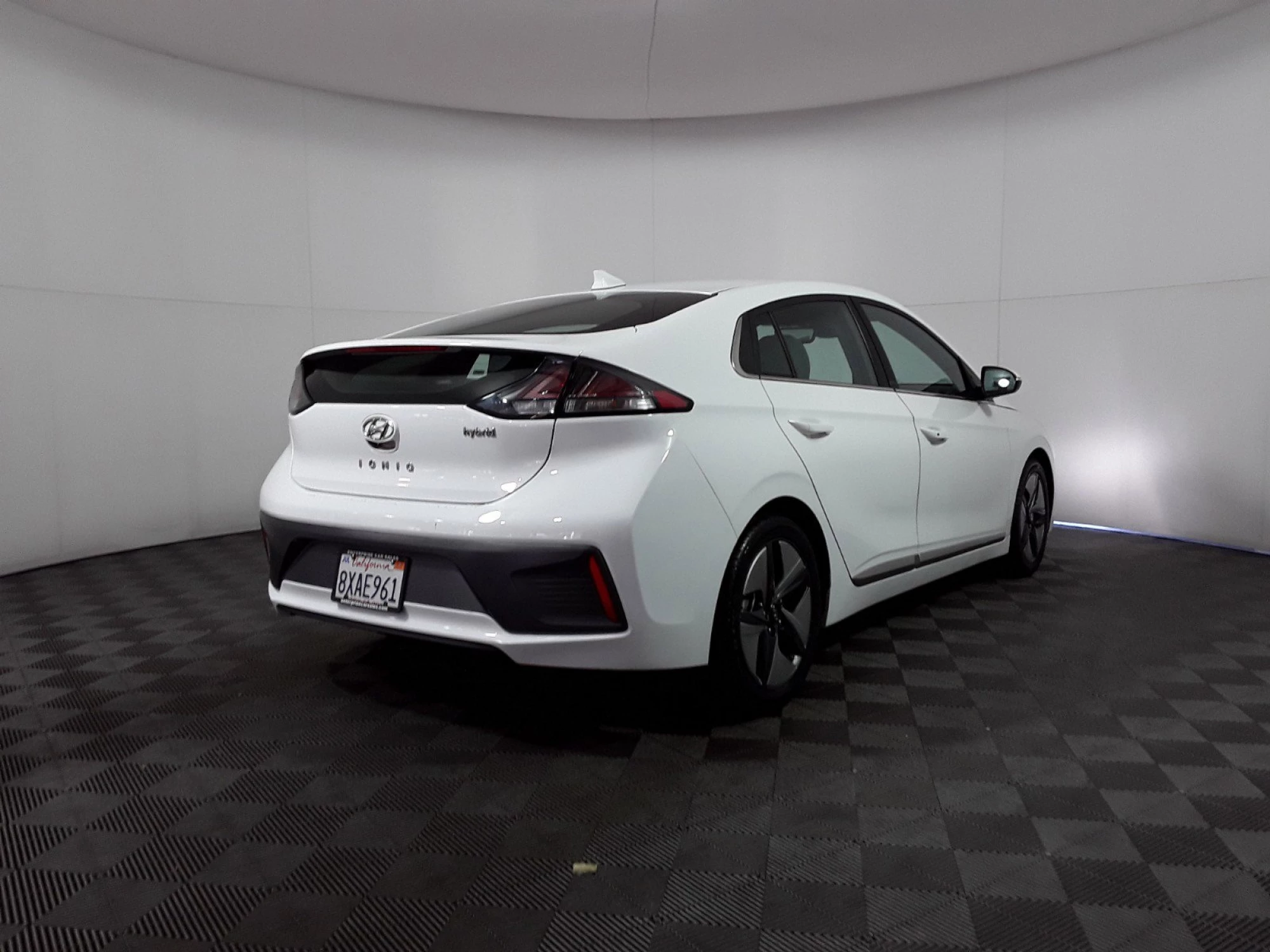2021 Hyundai Ioniq Hybrid SEL Hatchback