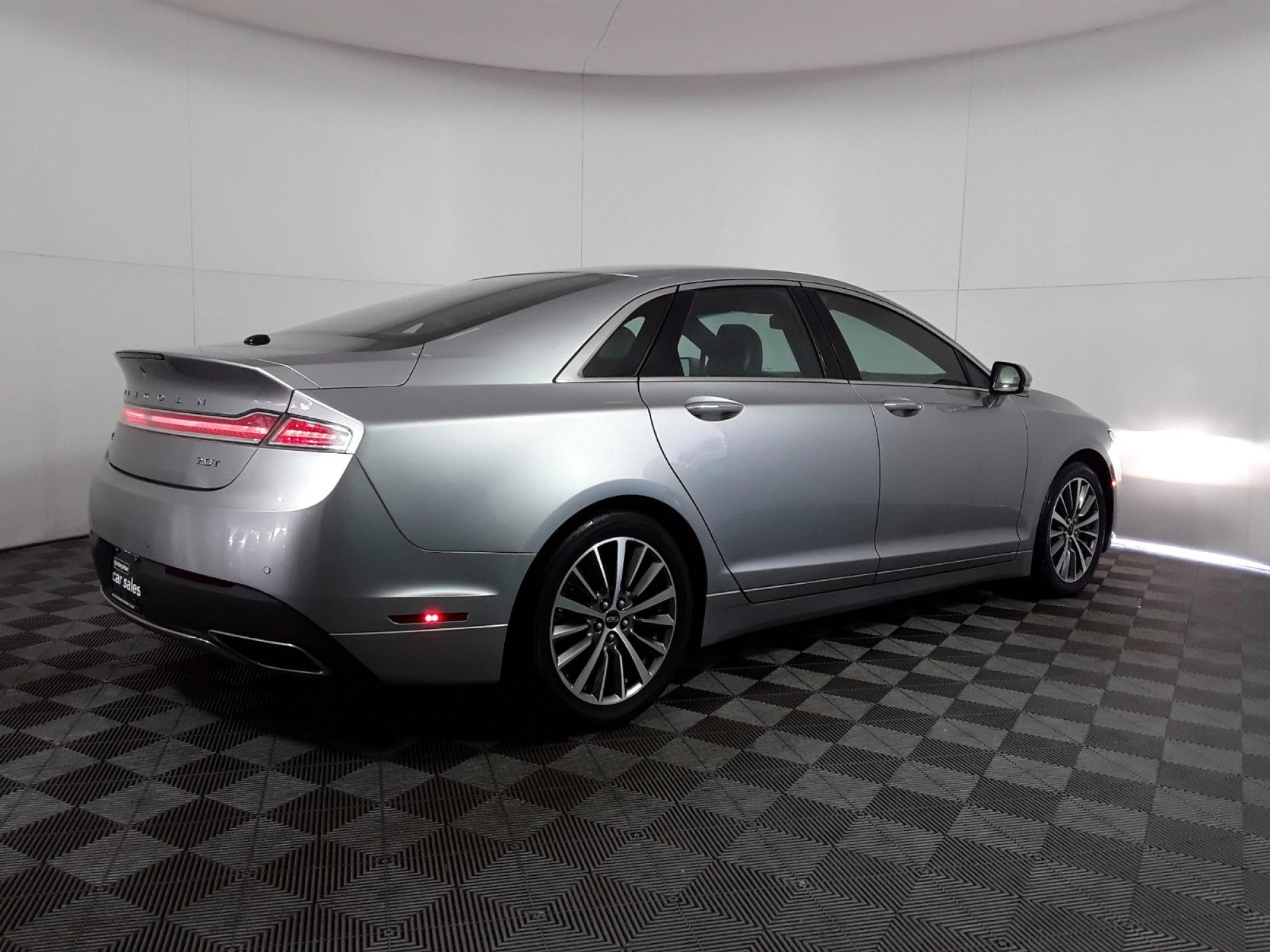 2020 Lincoln MKZ Standard FWD