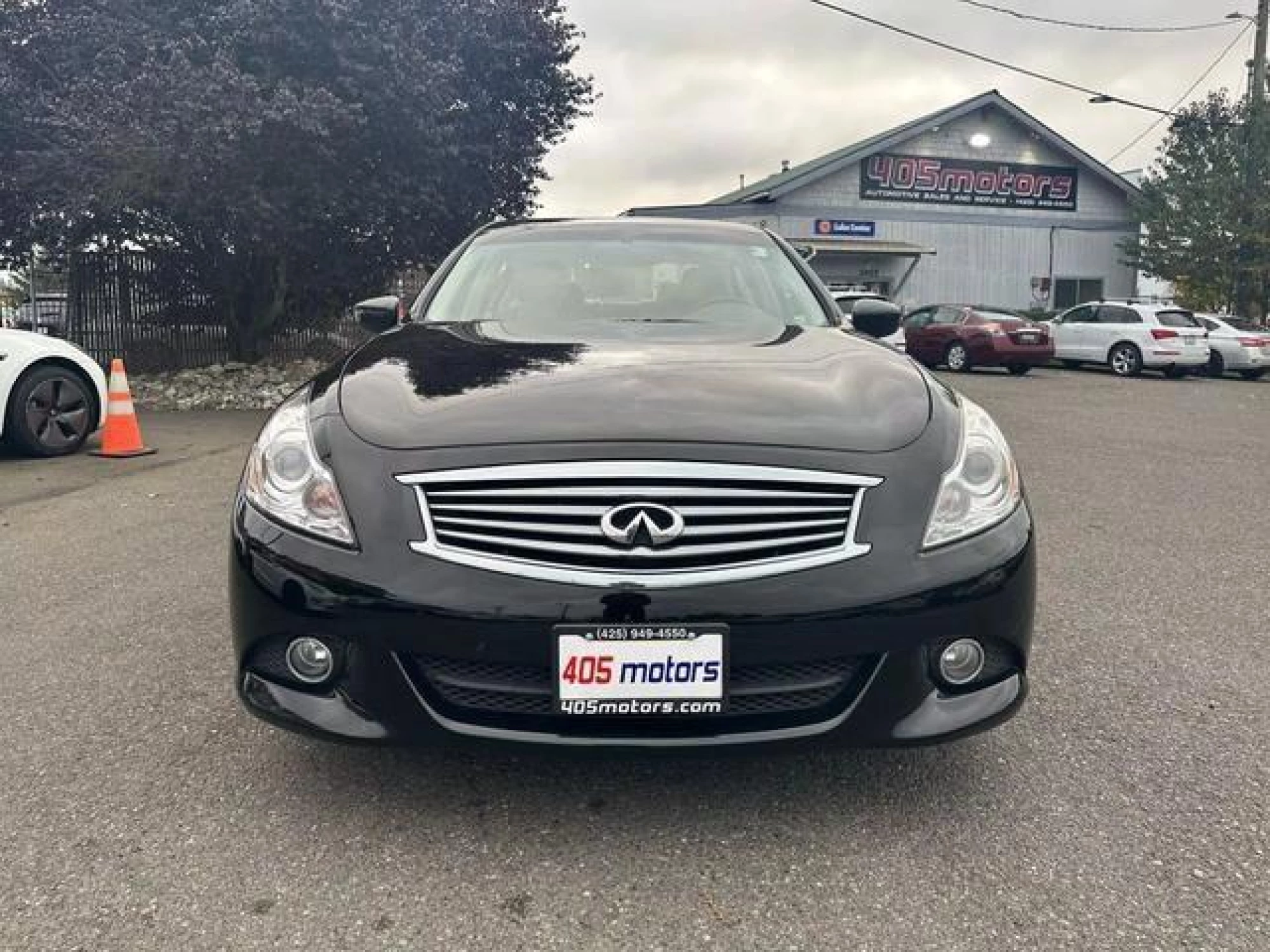 2013 INFINITI G37x Base