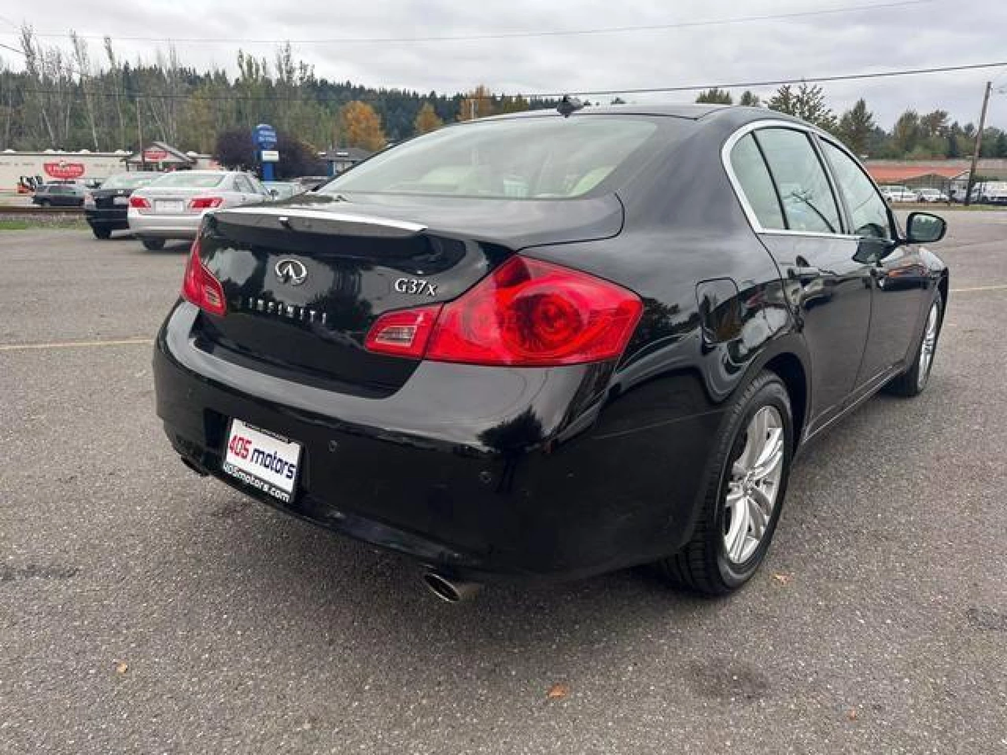 2013 INFINITI G37x Base