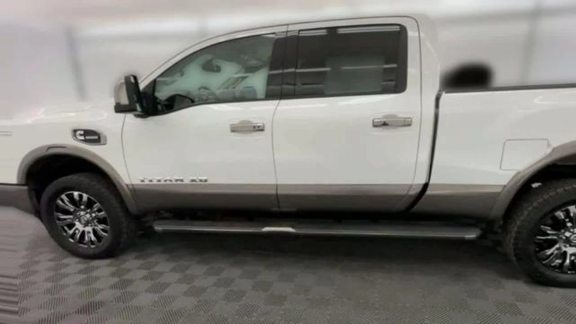 2016 Nissan Titan XD Platinum Reserve