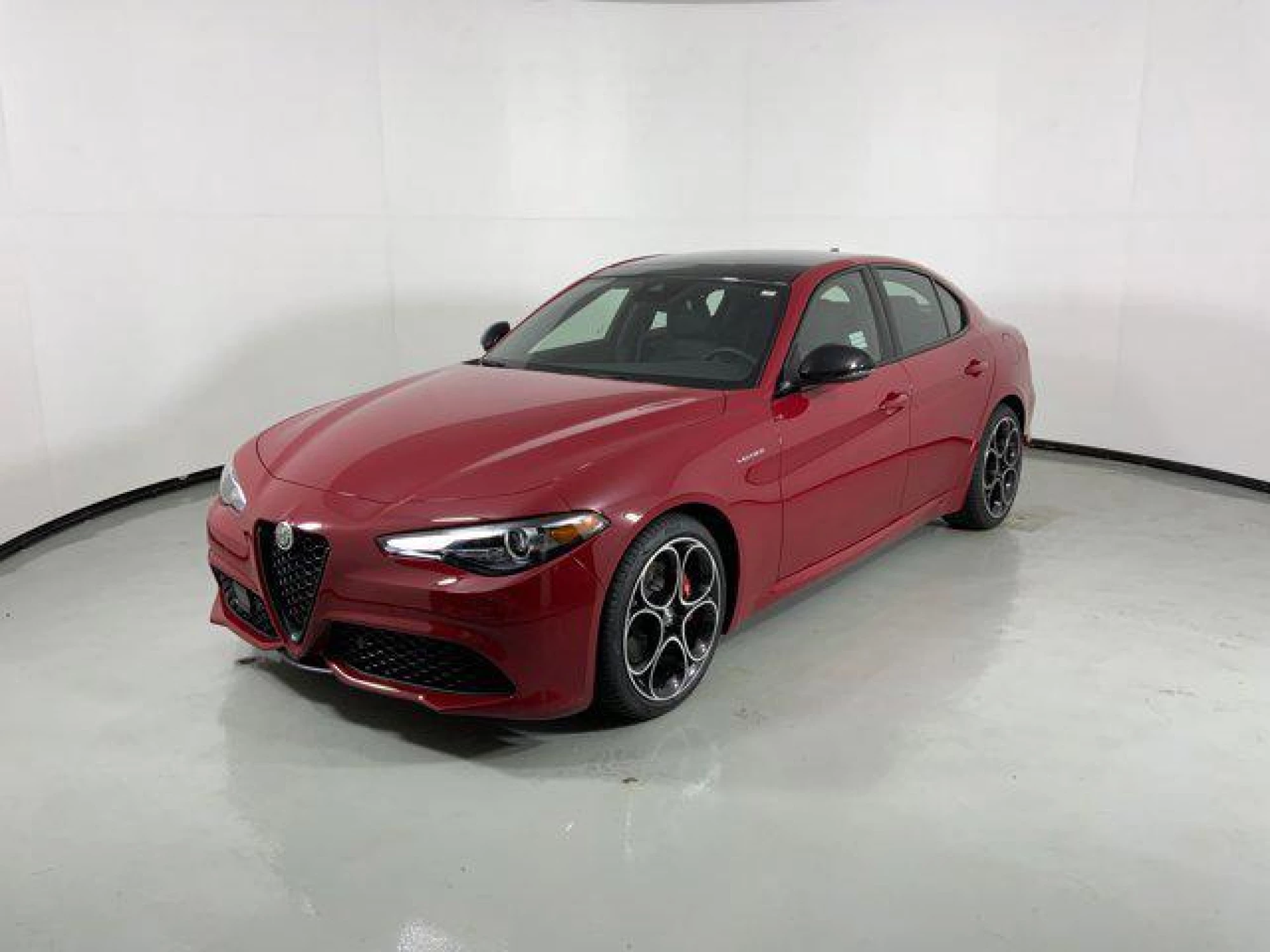 2023 Alfa Romeo Giulia Veloce RWD