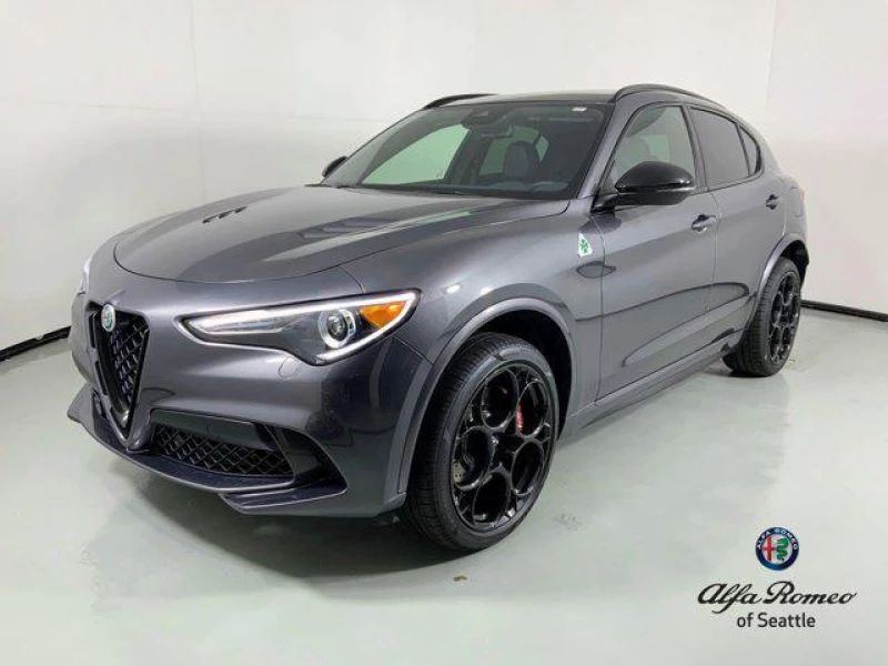 2023 Alfa Romeo Stelvio Quadrifoglio