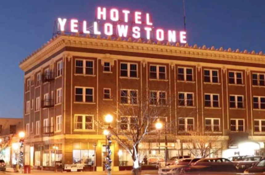 Iconic Pocatello neon sign coming back to life East Idaho News