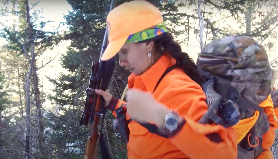 WATCH Being overprepared during a hunting trip could save your life