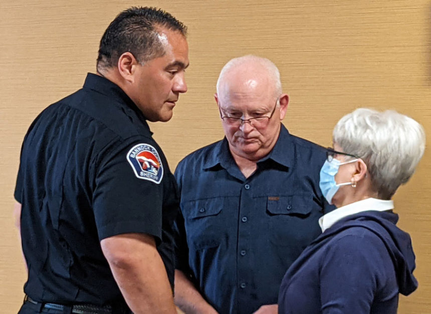 Bannock County Sheriff Tony Manu speaks with Kim and Shauna, the parents of Lance Quick, who died in jail custody on Dec. 14, 2018