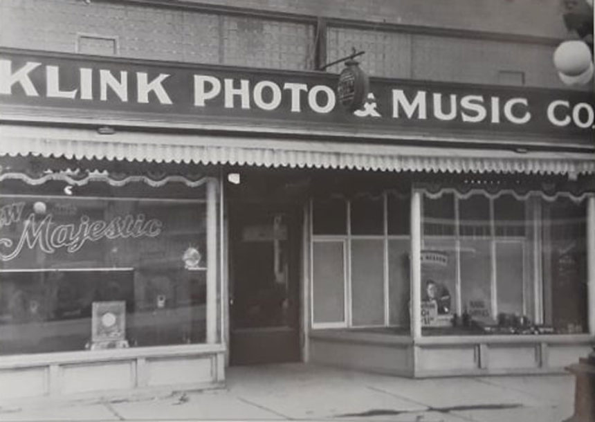 photo music store