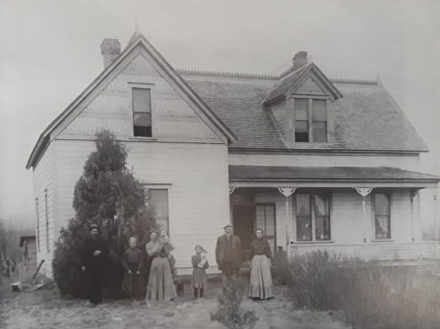 After the strikers lost their first home in a fire in 1907