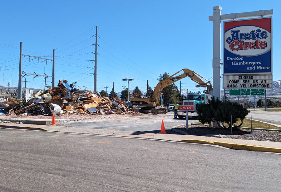 Pocatello Arctic Circle closed for remodel. Demolition begins at site