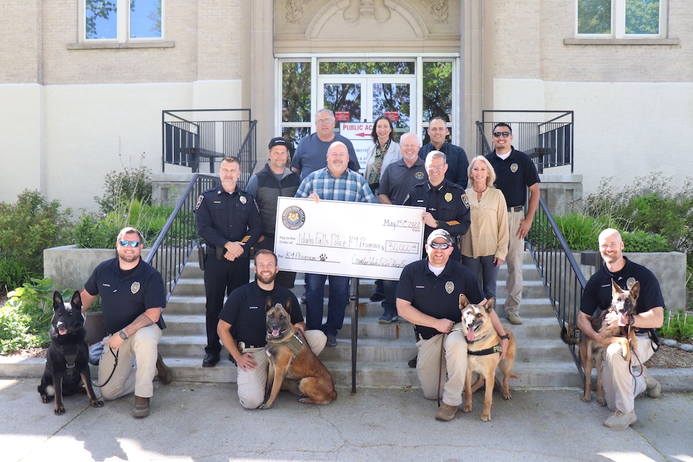 Idaho Falls Police receive grant for K-9s - East Idaho News - Vimarsana News