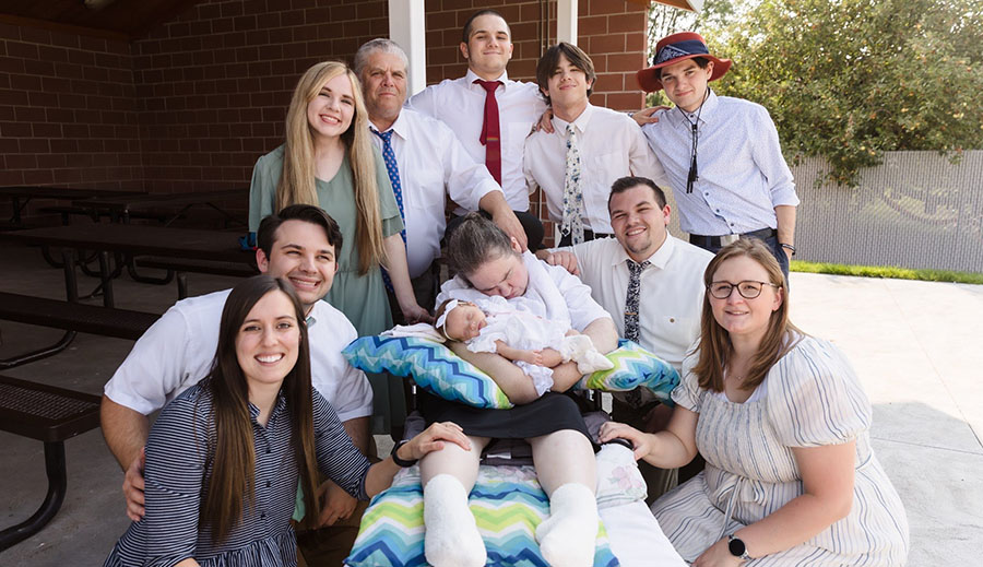 Man steps in to help local family whose mother has been in coma for 7 years - Vimarsana News