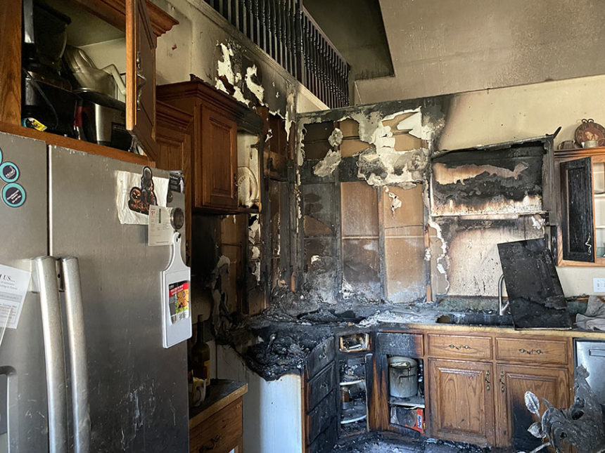 Fire in kitchen in Shelley
