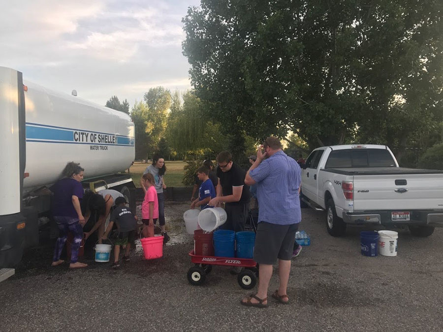 Water shut off at historical park causes volunteers to try and save trees, gardens - Vimarsana News