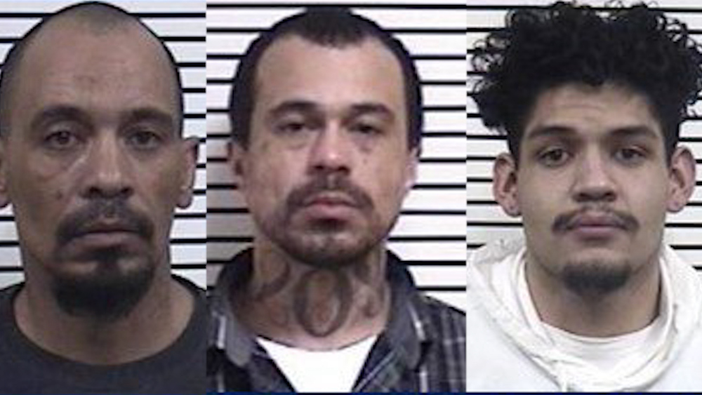 Deputies seeking the public's help locating jail escapees - Vimarsana News