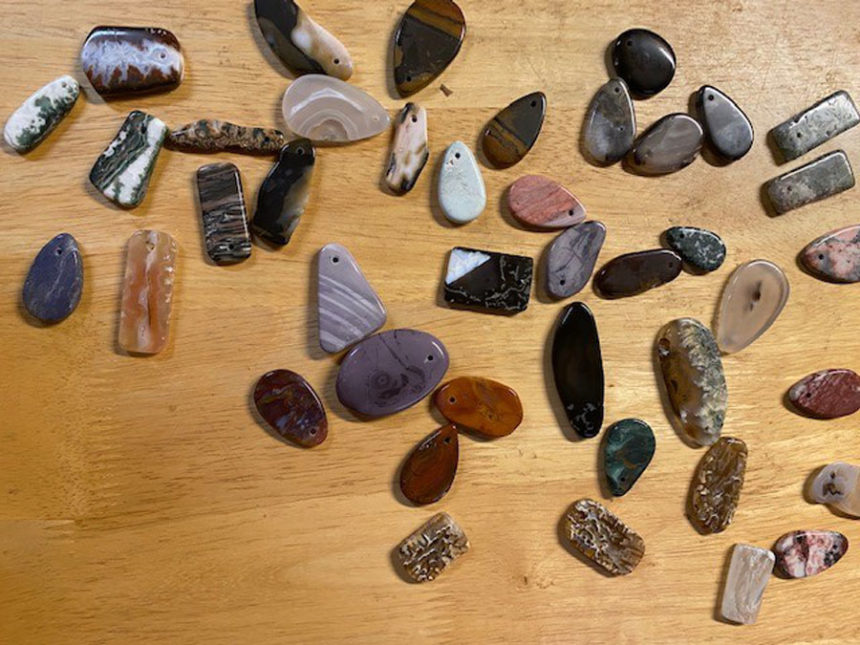 Cabs for necklaces1 22
