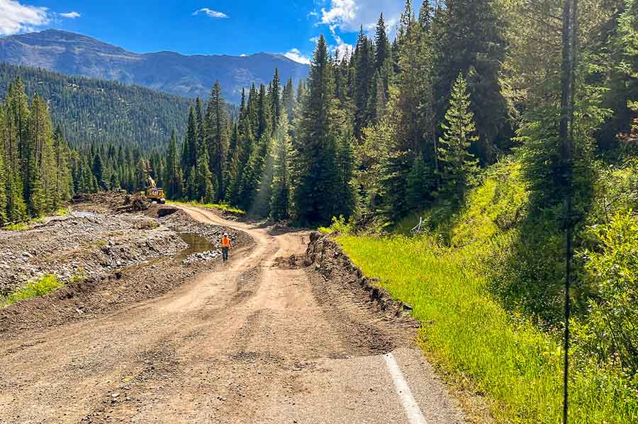 WATCH: Yellowstone roads being repaired after flood - Vimarsana News