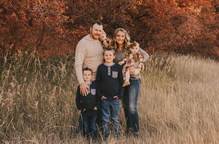 High school students raise over $2,000 for family battling cancer, other medical issues - Vimarsana News