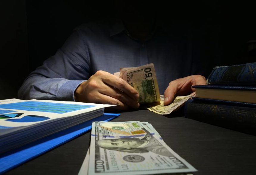 cash in the dark