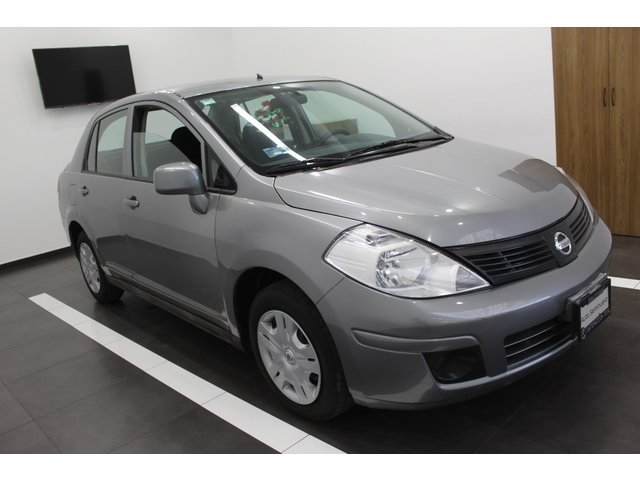 Nissan tiida 2016