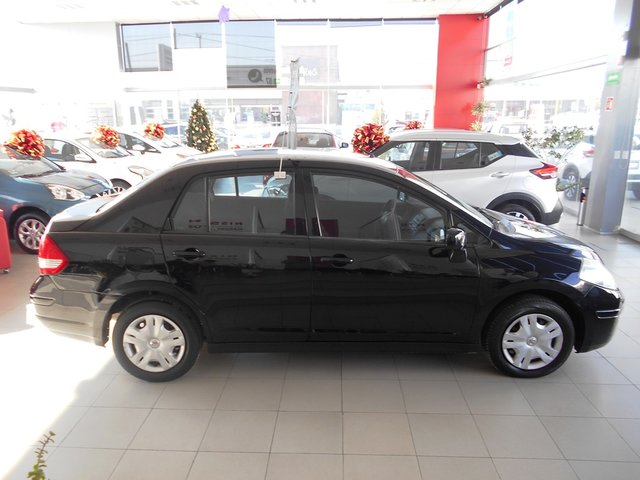 Nissan tiida 2014