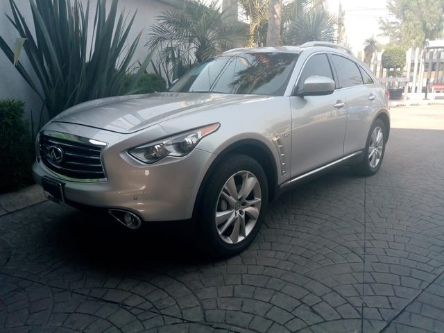 Инфинити qx70 2015