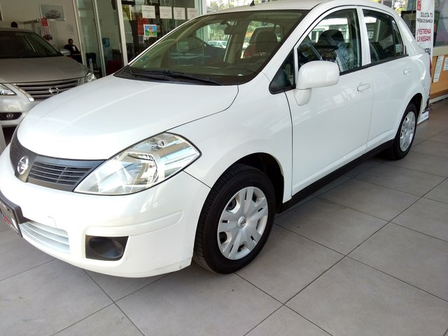 Nissan tiida 2016