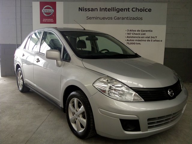Nissan tiida 2016