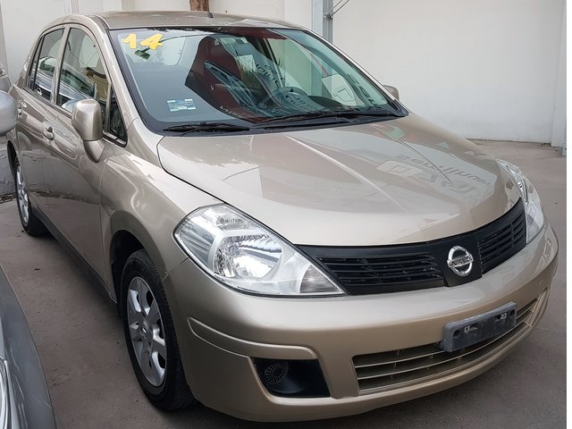 Nissan tiida 2014