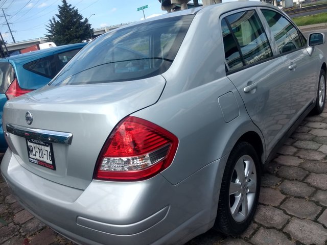Nissan tiida 2014