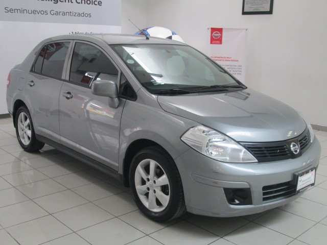 Nissan tiida 2016