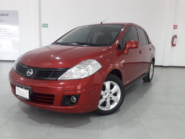 Nissan tiida 2016