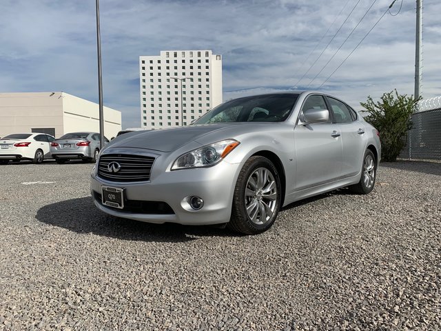 Infiniti q70 2014