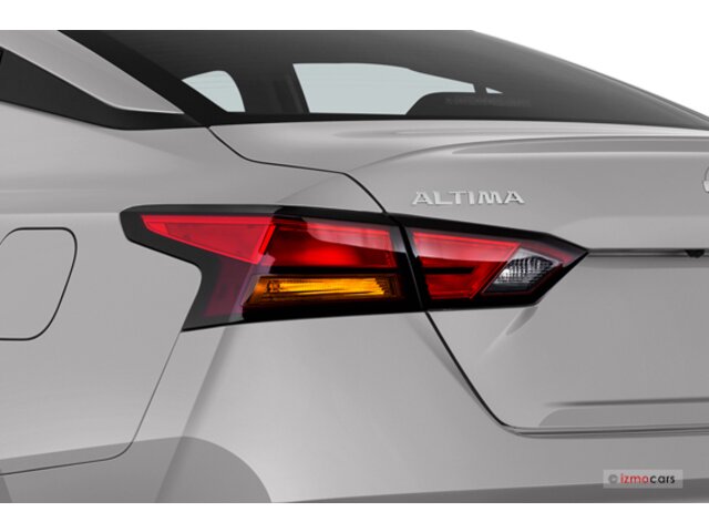 New Nissan Altima at San Francisco in izmo Nissan