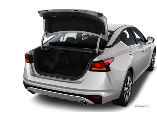 New Nissan Altima at San Francisco in izmo Nissan