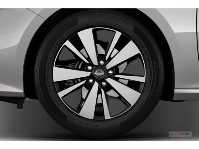 New Nissan Altima at San Francisco in izmo Nissan