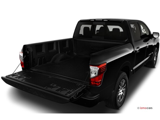 New Nissan Titan at San Francisco in izmo Nissan