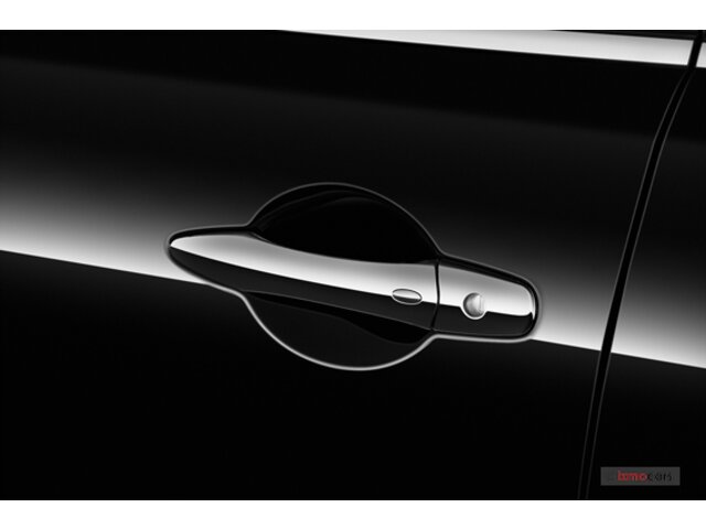New Nissan Armada at San Francisco in izmo Nissan