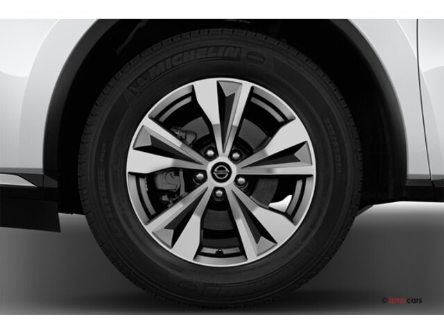 New Nissan Murano SV at San Francisco in izmo Nissan