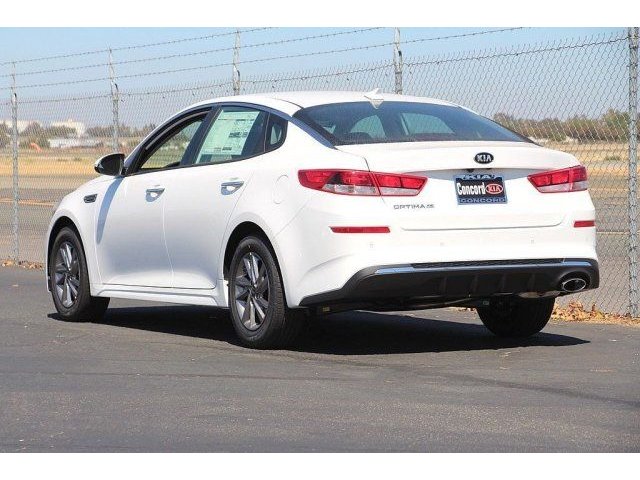 New Kia Optima at San Francisco in izmo Kia