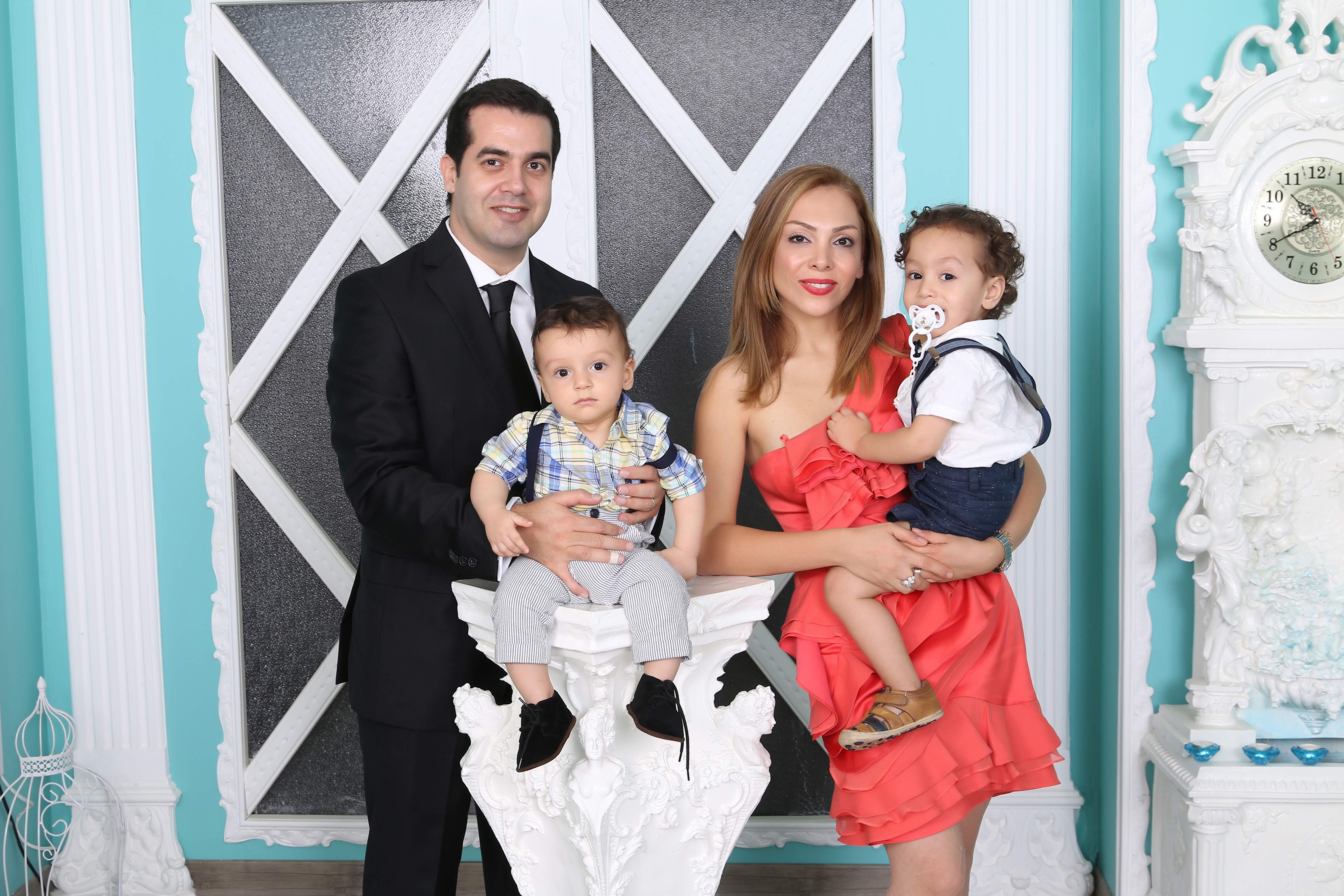 Dr.-Lily-Ros-with-her-husband-and-two-children