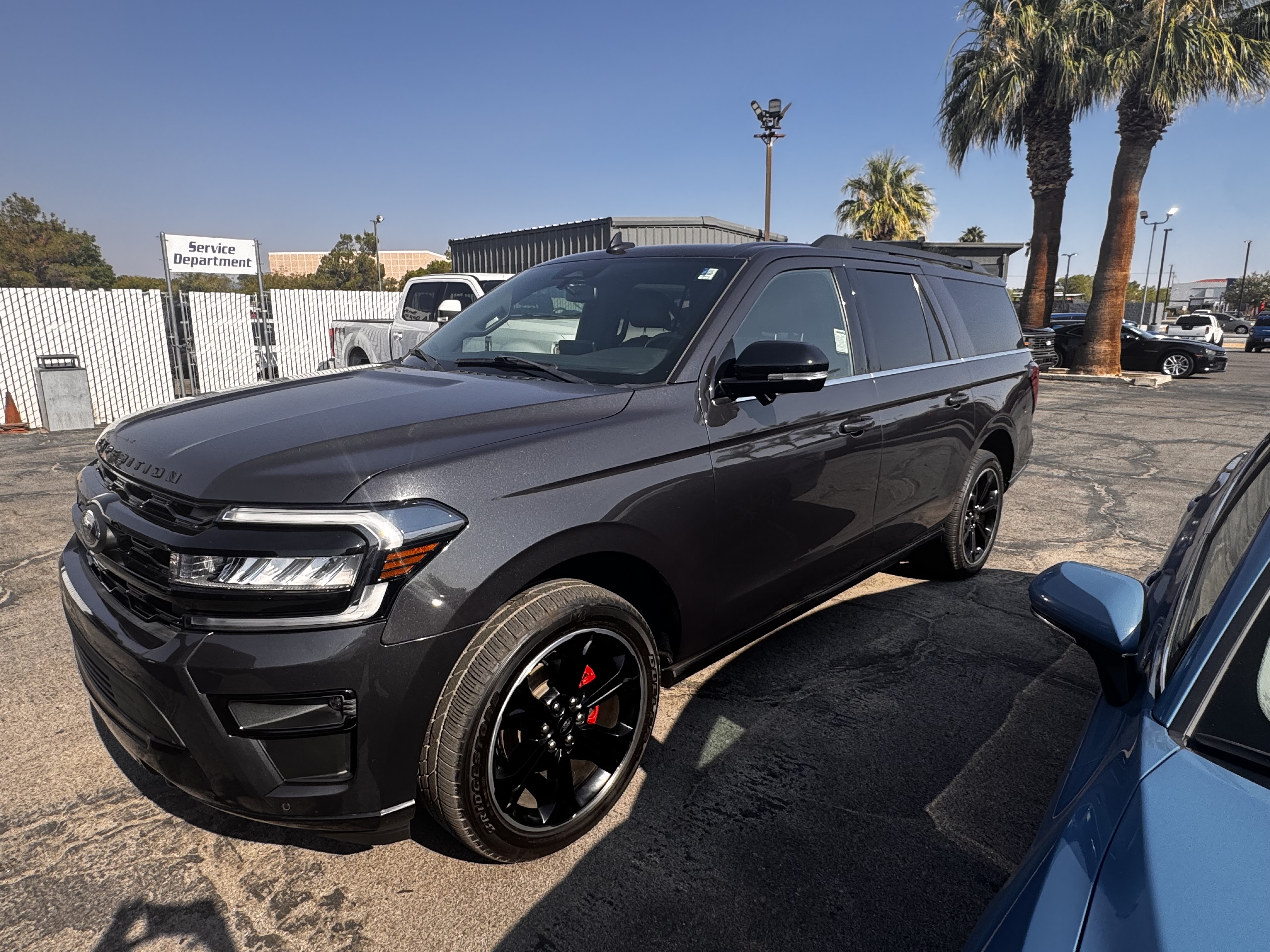 2022 Ford Expedition Limited MAX 4x4's photo