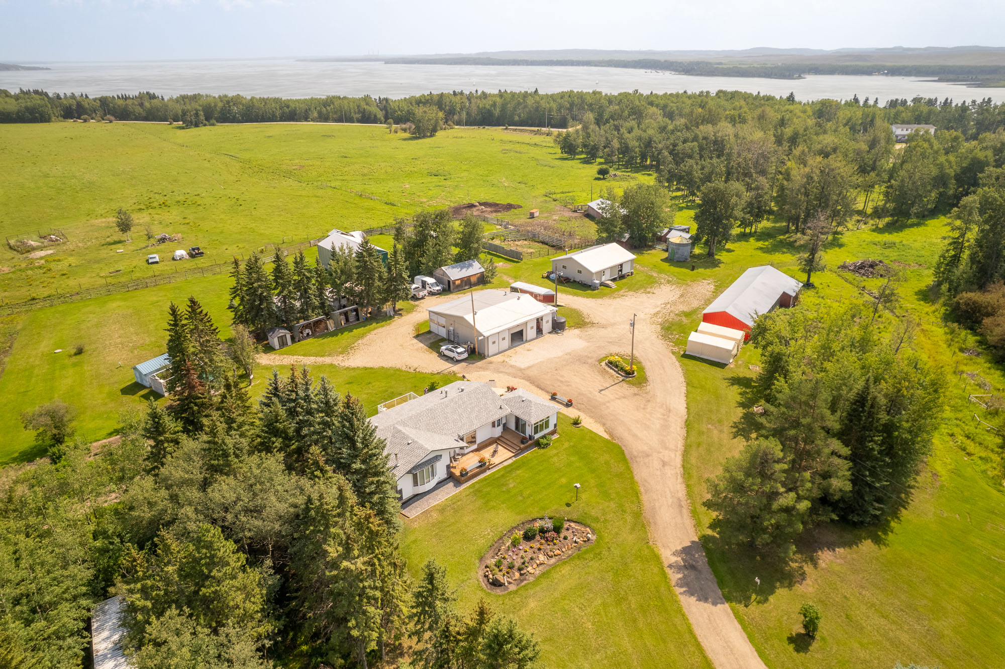 53131 HIGHWAY 31, Seba Beach, AB, T0E 2B0 Daniel Seitz & Jordan Seitz