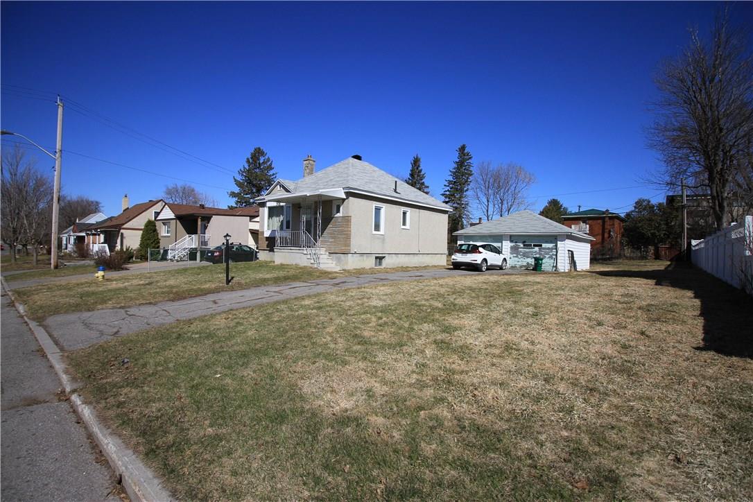 425 Blake Boulevard, Ottawa, ON, K1B 1B1 1105067 Sam Mezher