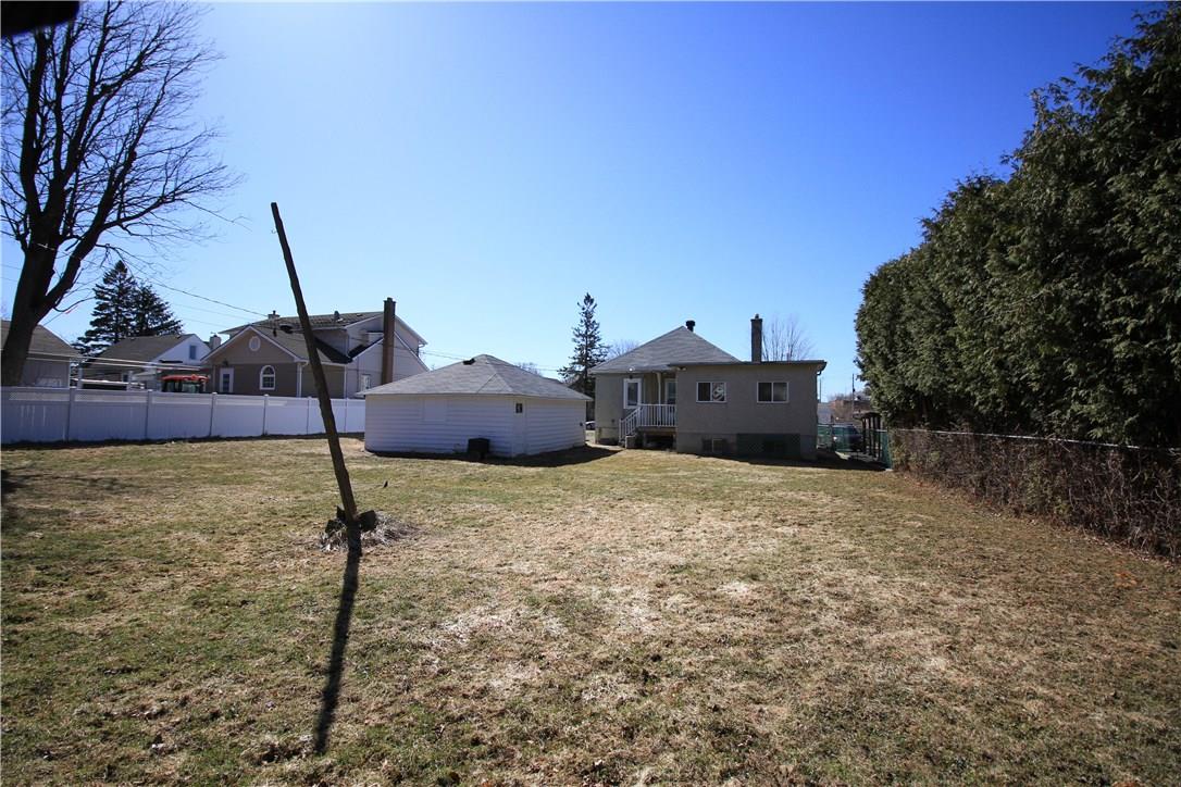 425 Blake Boulevard, Ottawa, ON, K1B 1B1 1105067 Sam Mezher