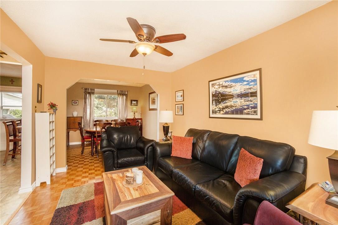 163 Rothesay Drive, Kanata, ON, K2L 1P2 1157508 MacGowan Team