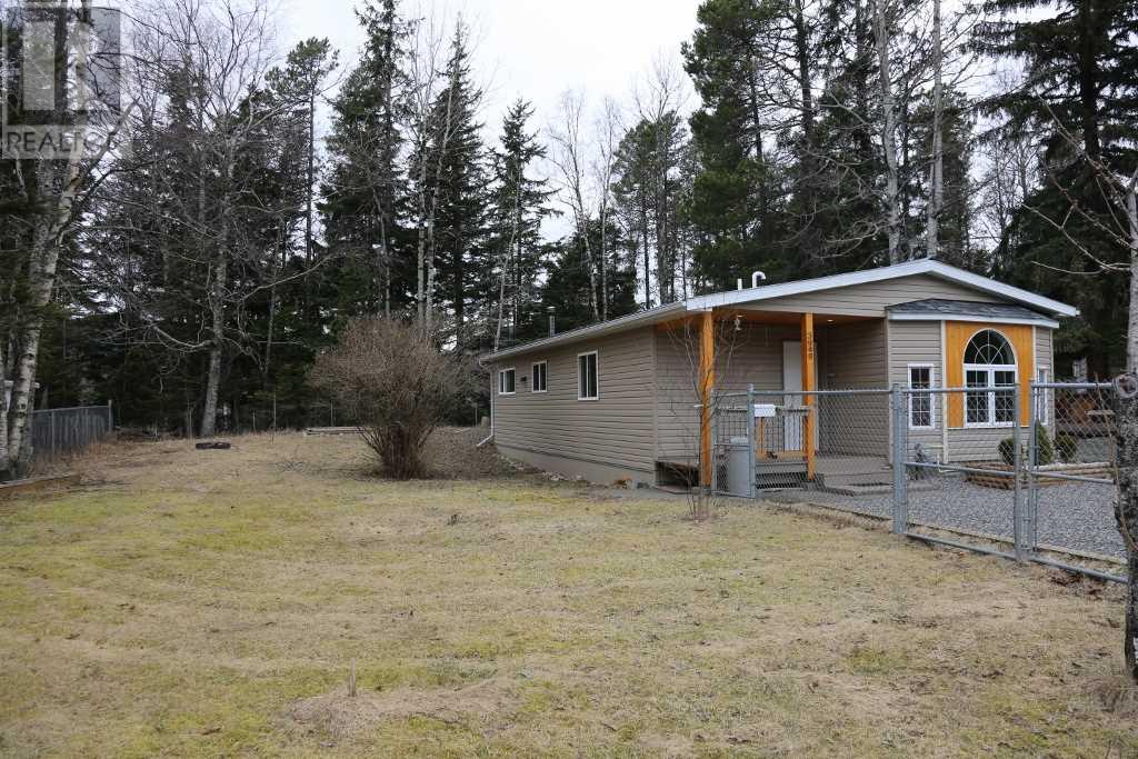 3949 Simpson Crescent, Thornhill, British Columbia, V8G 3M1 R2425011