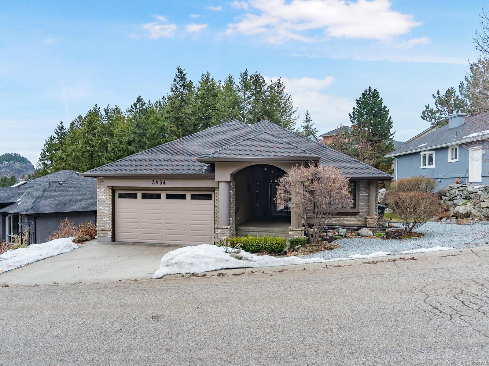 3934 Gallaghers Circle, Kelowna, BC, V1W 3Z9 10201721 Fraser Hawley