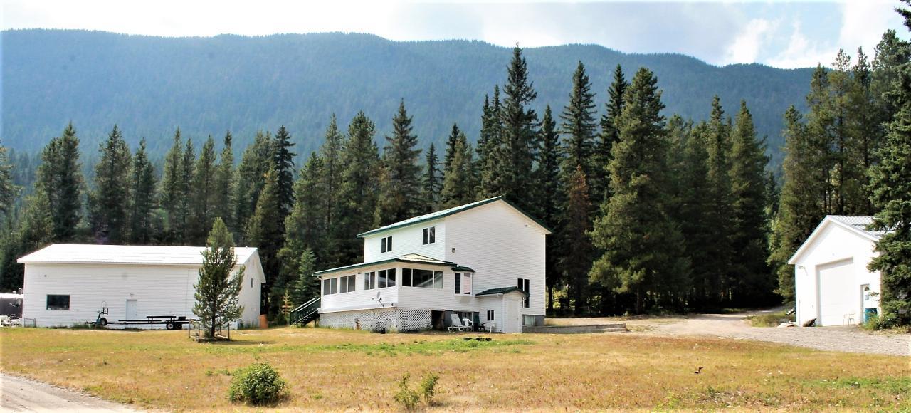 4046 Highway, Elkford, BC, V0B 1H0 2451156 RE/MAX Elk Valley