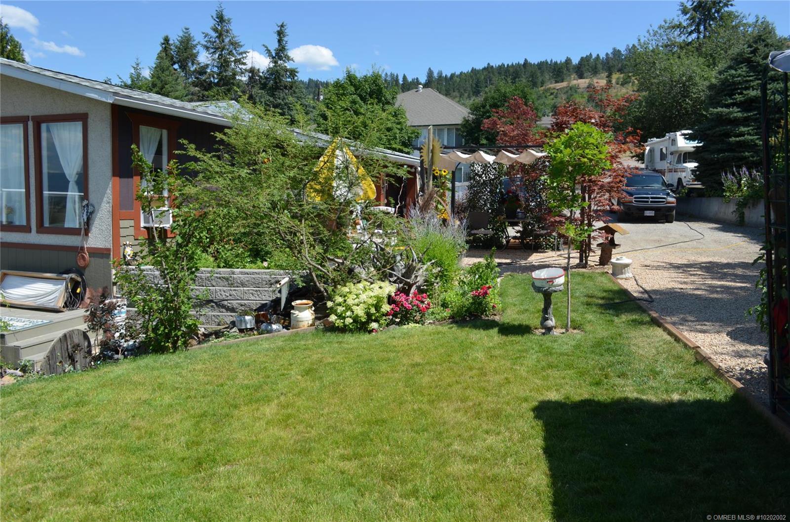 7424 L & A Road, Vernon, BC, V1B 3S4 10202002 Anne Murphy